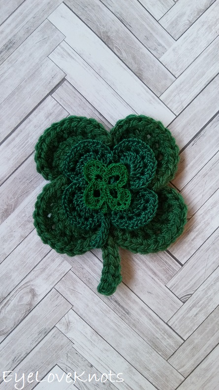 HOW TO MAKE A CROCHET FOUR LEAF CLOVER 