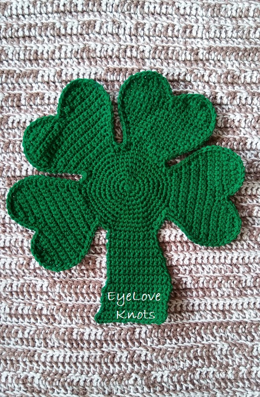 If you haven't gotten a clover hook yet, you're missing out : r/crochet