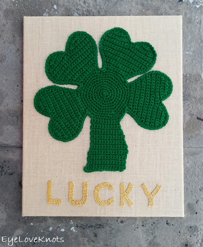 Lucky Shamrock Wall Art - Crochet Pattern Hack - EyeLoveKnots