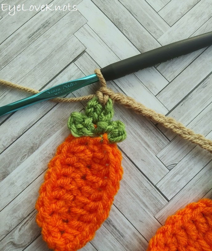 Crochet Carrot Scarves - Sew Crafty Crochet