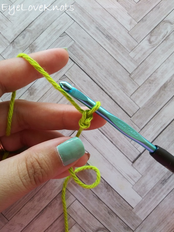 How to Crochet a Chain - Photo Tutorial - EyeLoveKnots