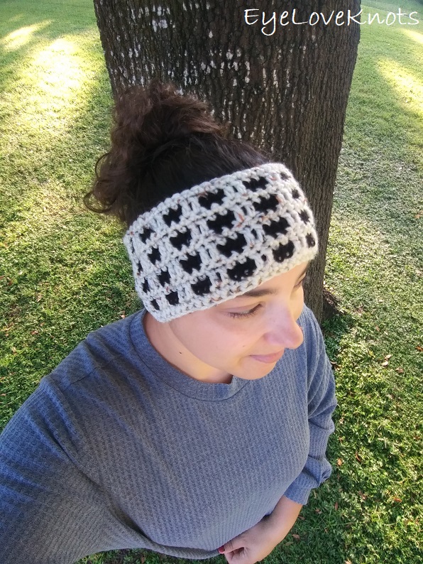 Crisscross Ear Warmer- 22 pin knitting machine