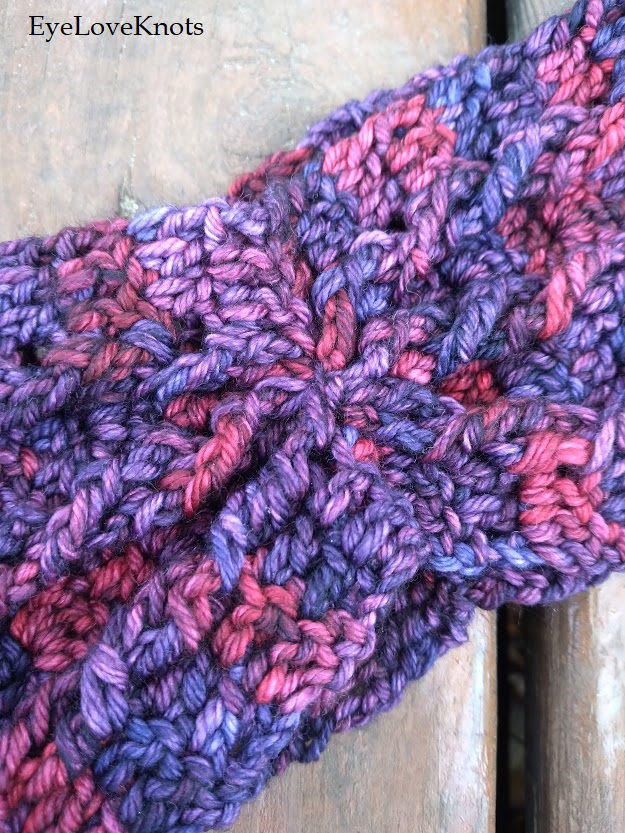 30 minute crochet project - the Delilah Velvet Ear Warmer Free