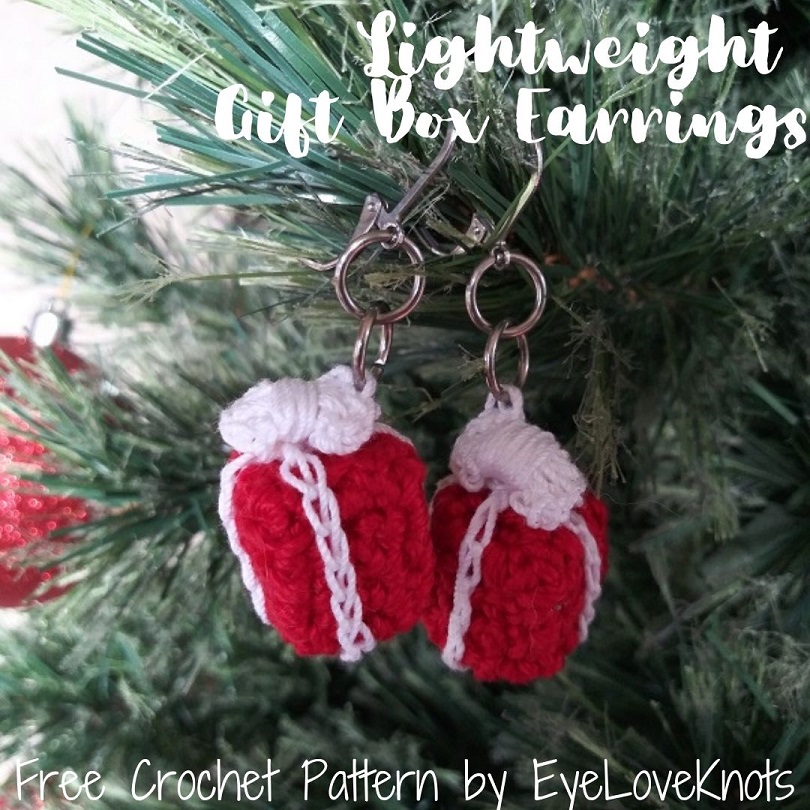 16 Cute & Free Crochet Christmas Ornament Patterns - Tiny Curl Crochet