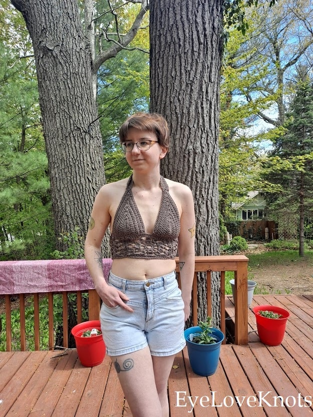 brown crocheted Summer top with blue denim shorts, EyeLoveKnots, women's Summer outfit