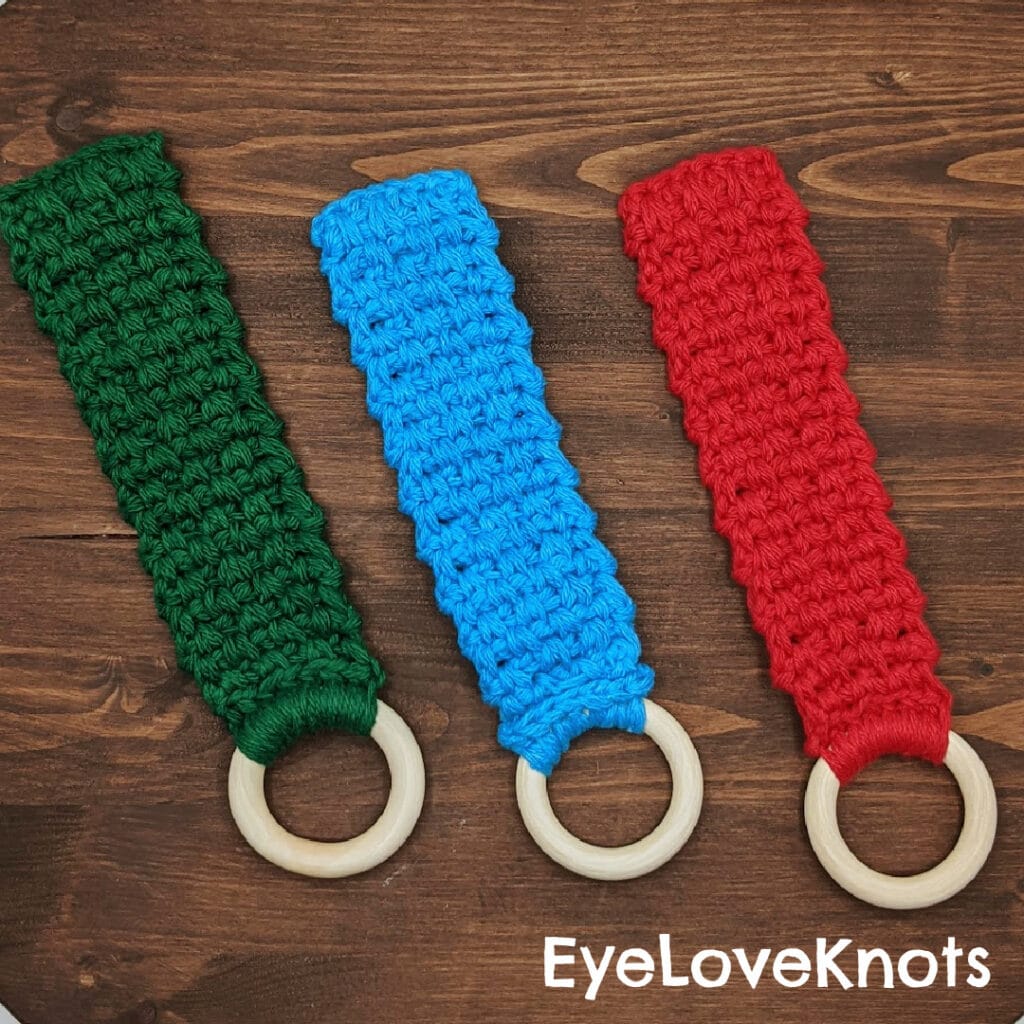 Hand-Knitted Kitchen Towel Holder with Wooden Rings