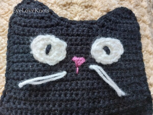 Kiki Pillow - Crochet Pattern Review - EyeLoveKnots