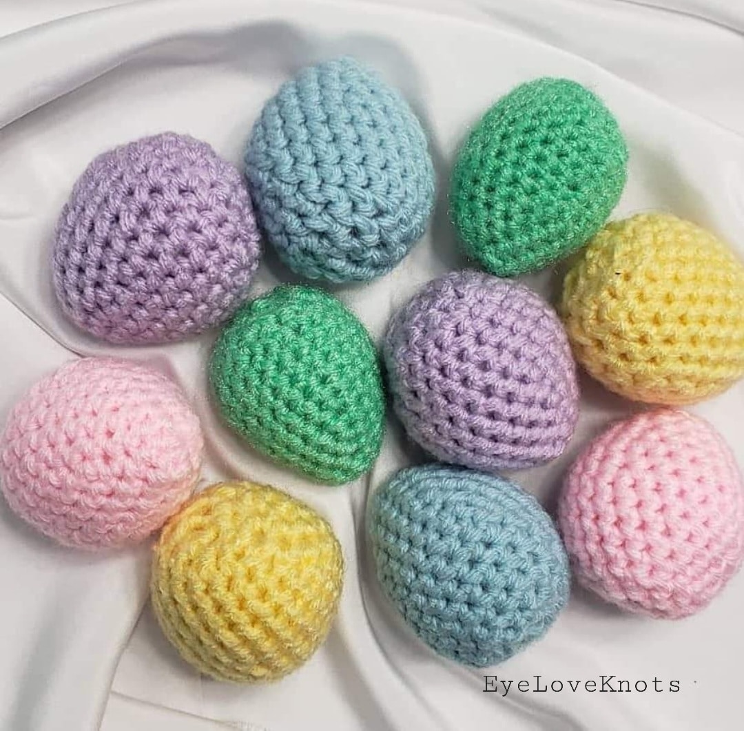 Quick & Easy Easter Eggs - Crochet Pattern Review - EyeLoveKnots