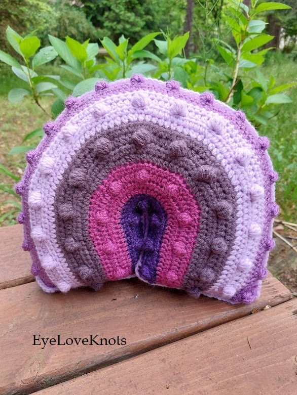 Crochet Rainbows - Free Crochet Pattern Round Up - The Purple Poncho