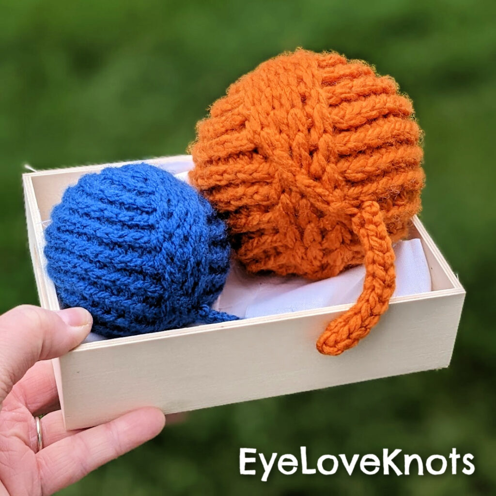 How to Make a Yarn Ball Stress Reliever - Free Crochet Pattern - Blackstone  Designs Crochet Patterns