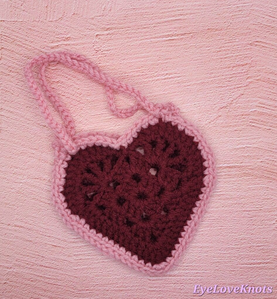 Granny Heart Superstar - Crochet Pattern Review - EyeLoveKnots