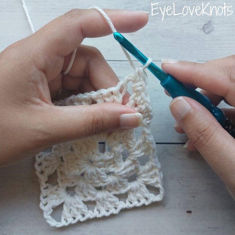 How to Crochet Evenly Around a Project - EyeLoveKnots