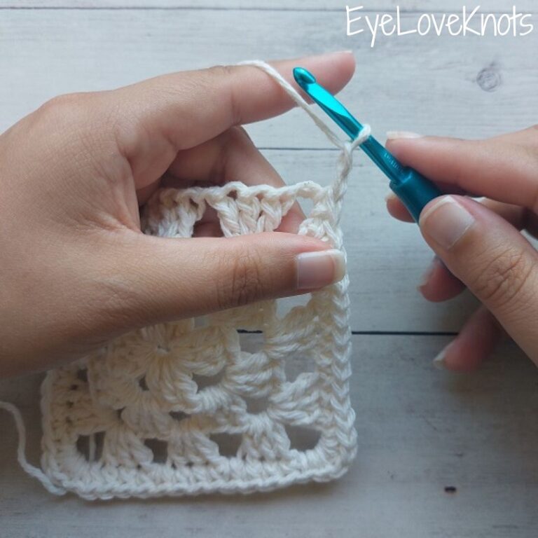How to Crochet Evenly Around a Project - EyeLoveKnots