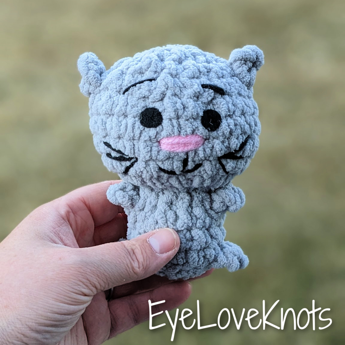 Funny Bull Keychain Crochet Pattern – KnittingKitty – I Crochet patterns  for amigurumi toys I Knitting Kitty