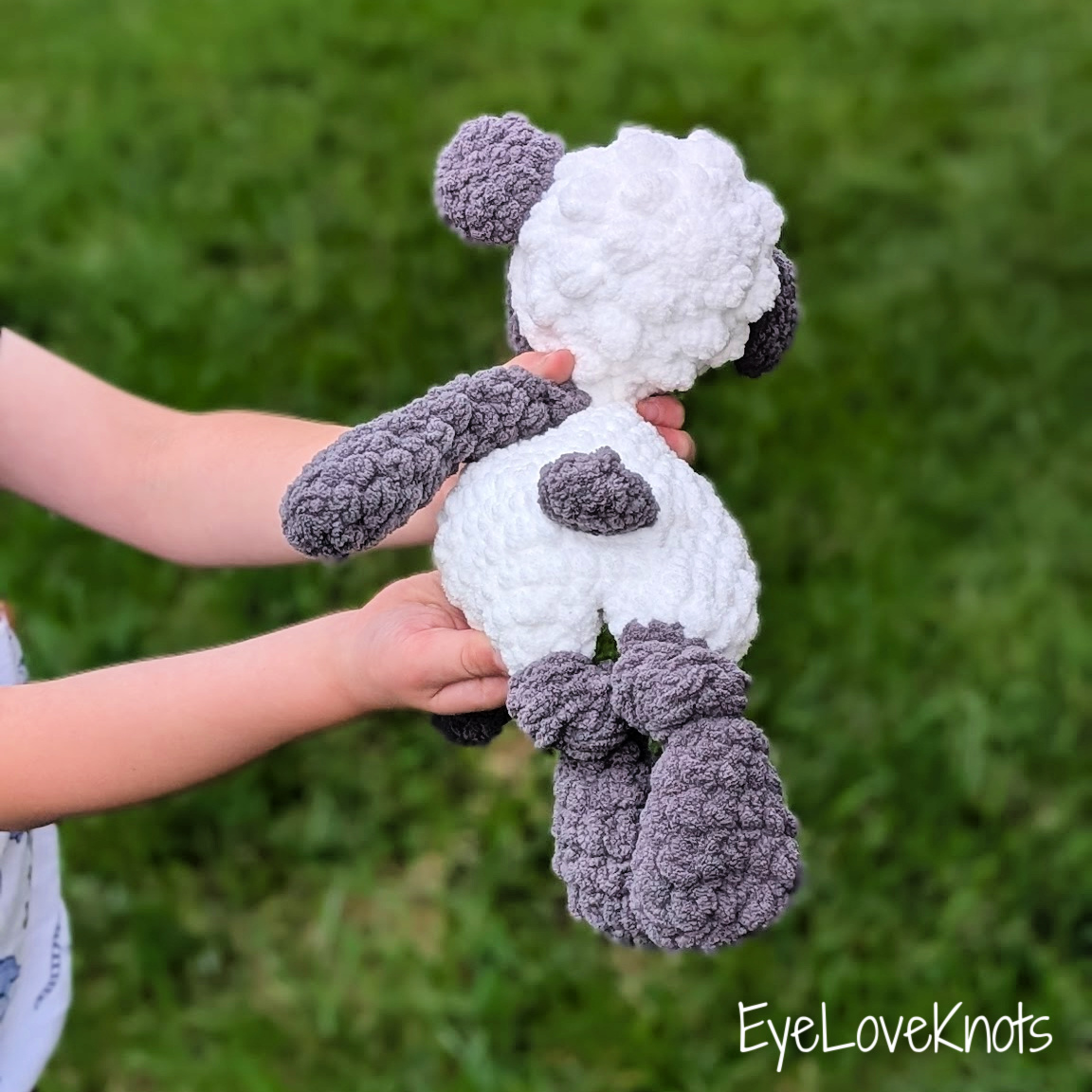 Mama Made Minis Knotted Loveys - Crochet Pattern Book Review - EyeLoveKnots